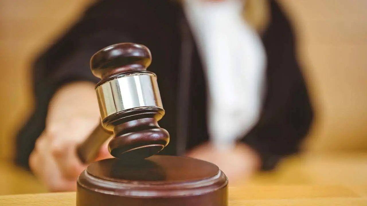 US courts rule against ICE for illegal detention of Indian nationals